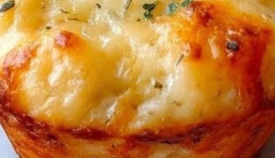 CHEESY MASHED POTATO PUFFS: THE CRISPY, CREAMY BITES THAT DISAPPEAR INSTANTLY