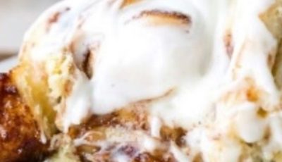 Homemade Cinnamon Rolls !!