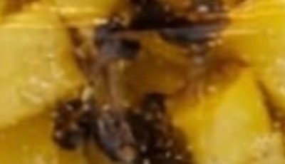 Have You Tried Boiling Pineapple Peels with Cloves for a Simple Daily Drink?