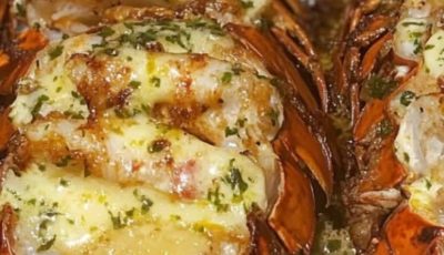 WOULD YOU EAT THESE LEMON GARLIC LOBSTER TAILS
