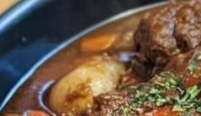 Slow Cooker Beef Bourguignon